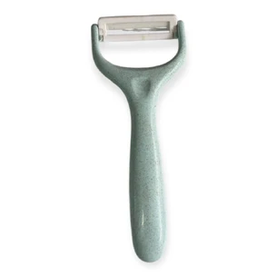 Овощечистка с керамическим лезвием