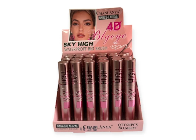 Фото 1 - Трендова туш для вій з «Sky High»