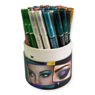 Карандаш для век с блестками