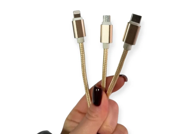 Фото 1 - Універсальний кабель 3 в 1 USB — Micro USB / Lightning / Type-C,