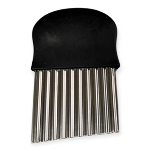 Слайсер для нарізування сиру й овочів фігурний із неіржавкої сталі 14х9 см