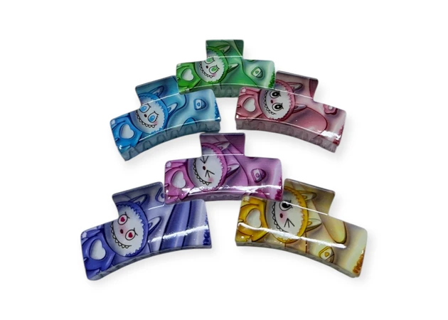 Фото 1 - Заколка с дизайном «Labubu»