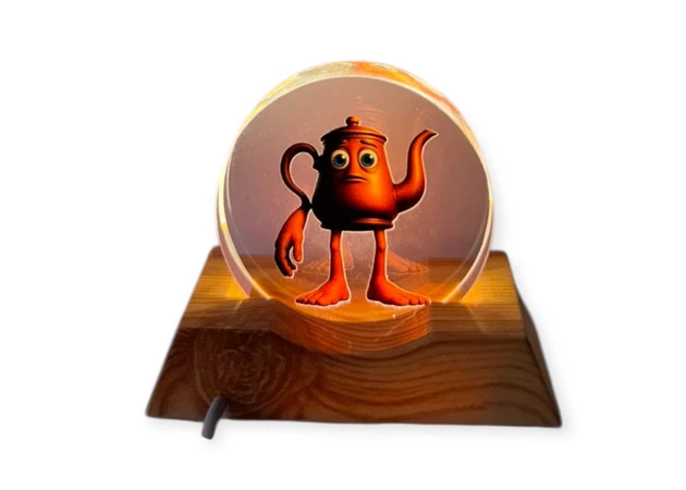 Фото 1 - Ночник с дизайном «Итальянские мемы» 10 см